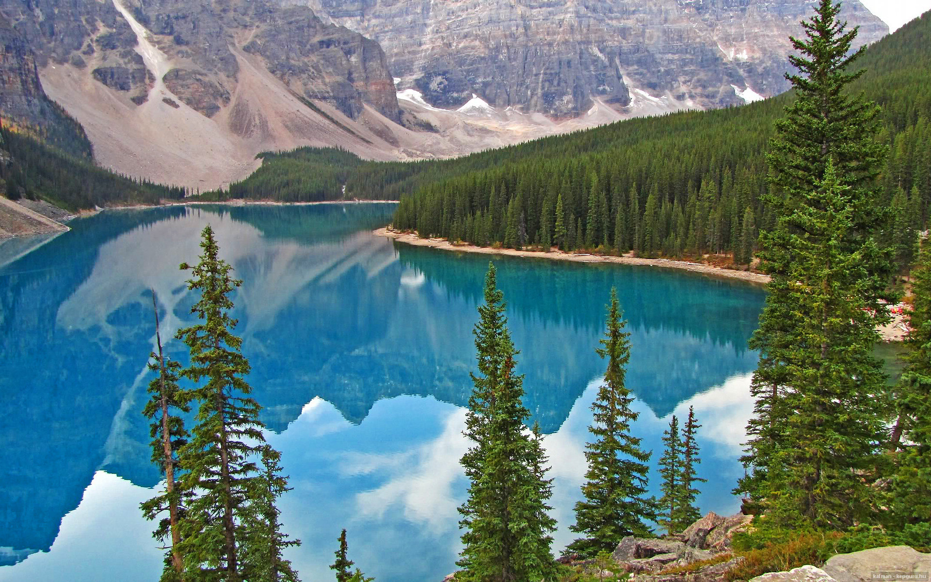 足球行业高峰论坛聚焦产业升级转型,足球产业规模