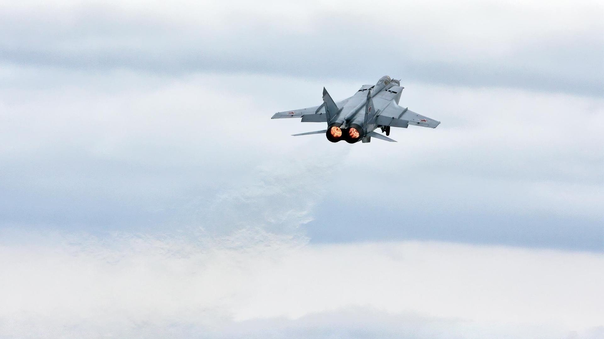 爱游戏体育app-皇马主帅战术大胜，球队瞄准联赛冠军，皇马新赛季主帅