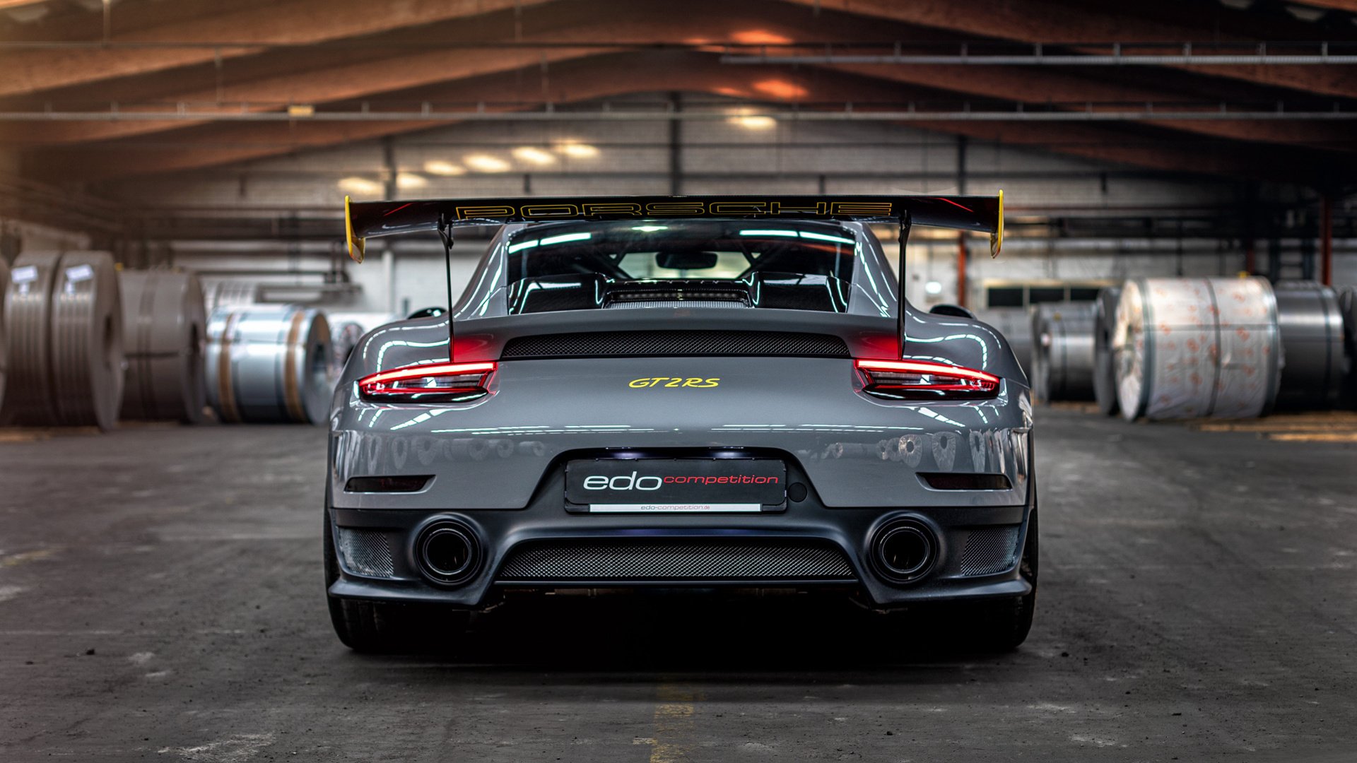 新任助教上任首秀表现稳健与球队磨合进展顺利,任职助教